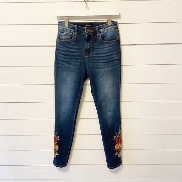 Sundance - Driftwood | Jackie High Rise Floral Embroidered Jeans Size 25 - Picture 1 of 10